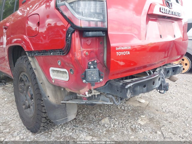 Toyota 4RUNNER SR5 2023 JTEEU5JR5P5287672 Image 6