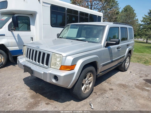 2006 Jeep Commander მანქანა იყიდება აუქციონზე, vin: 1J8HG48K46C150043, აუქციონის ნომერი: 45605378