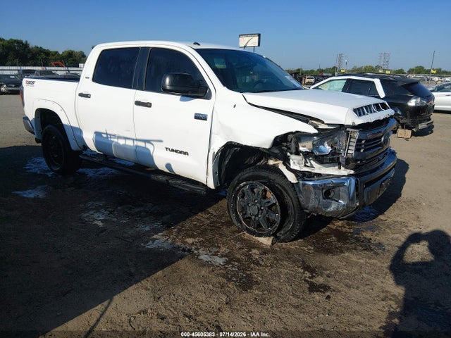 Продажа на аукционе авто 2015 Toyota Tundra Sr5 5.7l V8, vin: 5TFDW5F17FX470779, номер лота: 45605383