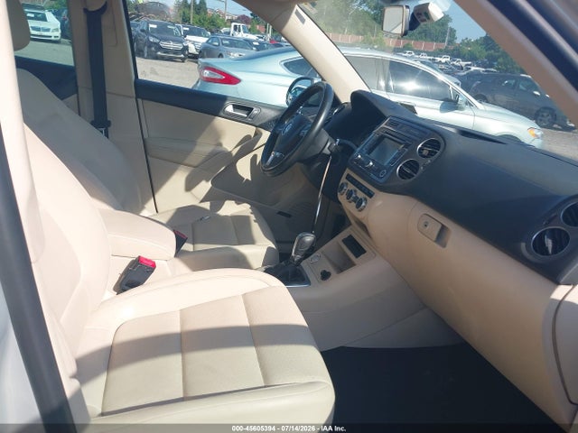 Продажа на аукционе авто 2015 Volkswagen Tiguan Sel, vin: WVGAV7AX2FW537917, номер лота: 45605394