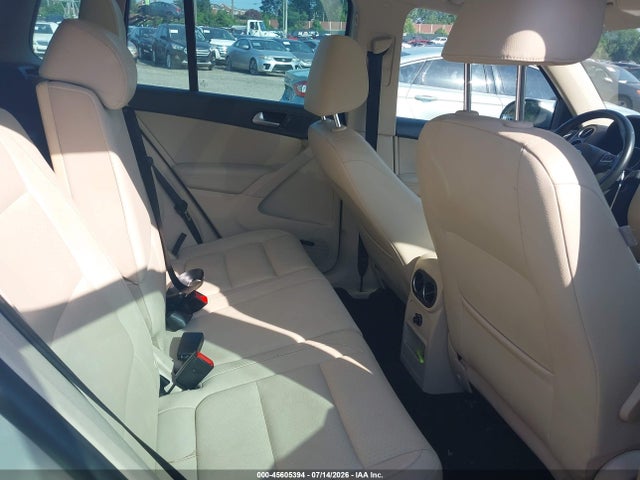 Продажа на аукционе авто 2015 Volkswagen Tiguan Sel, vin: WVGAV7AX2FW537917, номер лота: 45605394