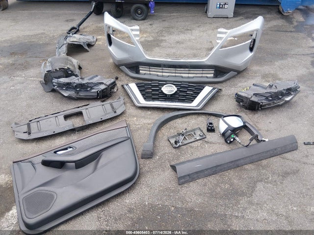 5N1AT3BB8MC767882 Nissan Rogue Sv Intelligent Awd