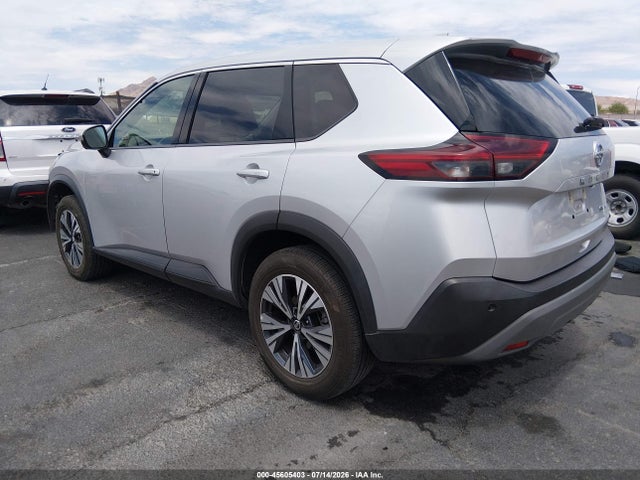 5N1AT3BB8MC767882 Nissan Rogue Sv Intelligent Awd