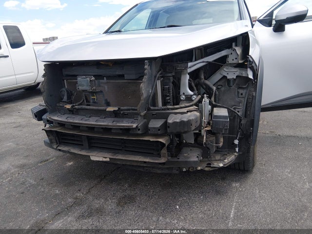 5N1AT3BB8MC767882 Nissan Rogue Sv Intelligent Awd