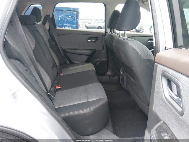 5N1AT3BB8MC767882 Nissan Rogue Sv Intelligent Awd