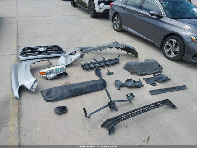 Toyota Tacoma Sr 2017 5TFAX5GN2HX102725 Image 12