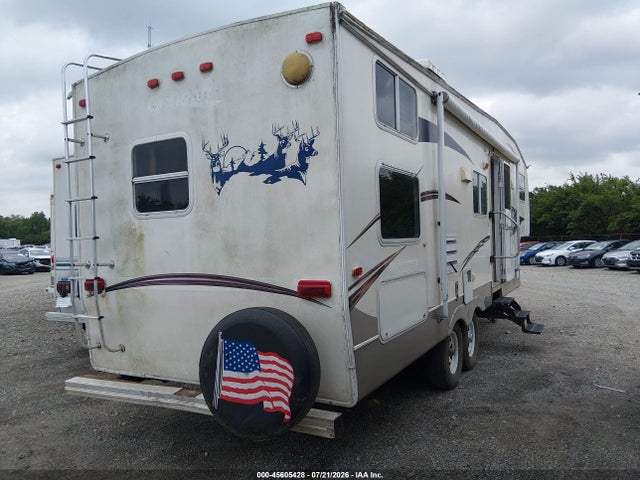 45605428 :رقم المزاد ، 4YDF2812832034907 vin ، 2003 Keystone Cougar 281efs 5th Whl Travel Trailer مزاد بيع