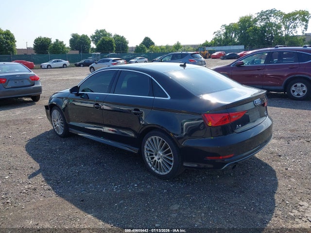 45605442 :رقم المزاد ، WAUJ8GFF1G1048612 vin ، 2016 Audi A3 2.0t Premium Plus مزاد بيع