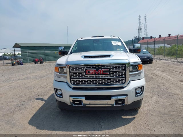 2018 Gmc Sierra 2500hd Denali მანქანა იყიდება აუქციონზე, vin: 1GT12UEY3JF192579, აუქციონის ნომერი: 45605473