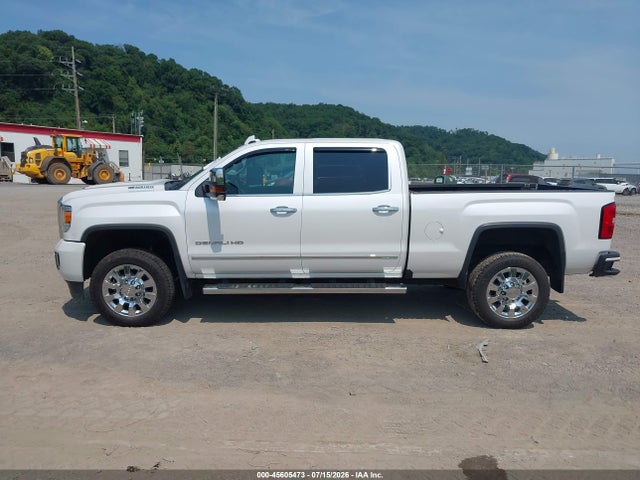 2018 Gmc Sierra 2500hd Denali მანქანა იყიდება აუქციონზე, vin: 1GT12UEY3JF192579, აუქციონის ნომერი: 45605473