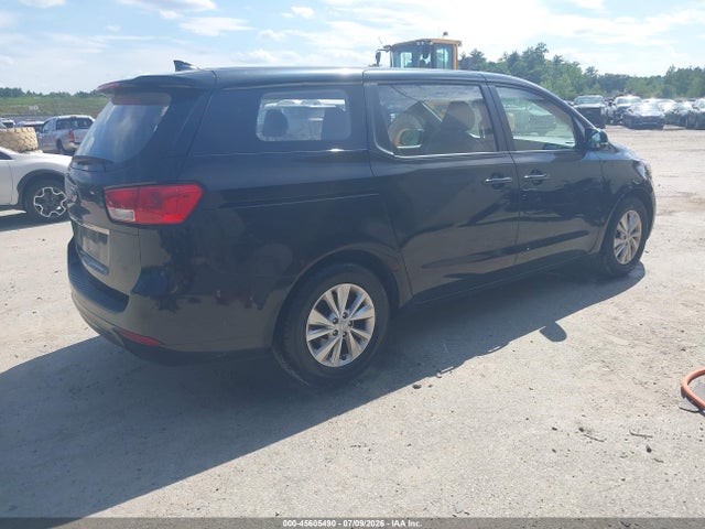 KIA Sedona L 2018 KNDMA5C14J6378028 Image 4