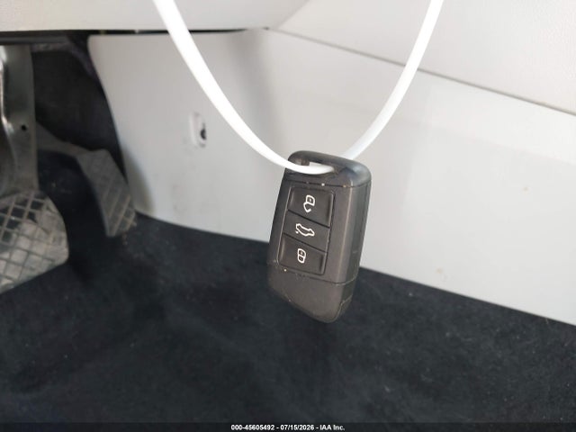 45605492 :رقم المزاد ، 3VWE57BU3KM048752 vin ، 2019 Volkswagen Jetta 1.4t Sel مزاد بيع