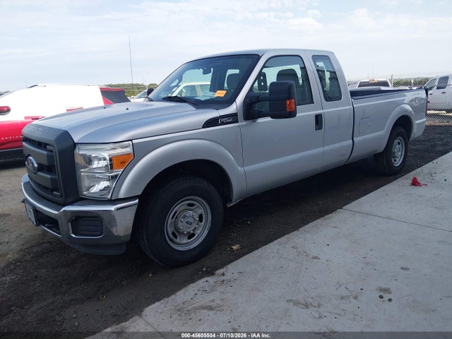 Ford F-250 Xl 2016 1FT7X2A61GED31692 Image 2