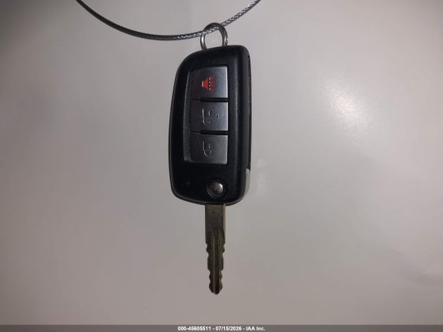 2015 Nissan Rogue S მანქანა იყიდება აუქციონზე, vin: 5N1AT2MVXFC818996, აუქციონის ნომერი: 45605511