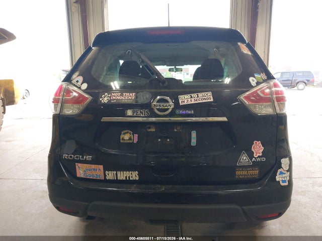 2015 Nissan Rogue S მანქანა იყიდება აუქციონზე, vin: 5N1AT2MVXFC818996, აუქციონის ნომერი: 45605511