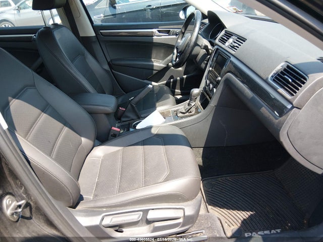 Продажа на аукционе авто 2017 Volkswagen Passat 1.8t Se, vin: 1VWGT7A34HC026955, номер лота: 45605524