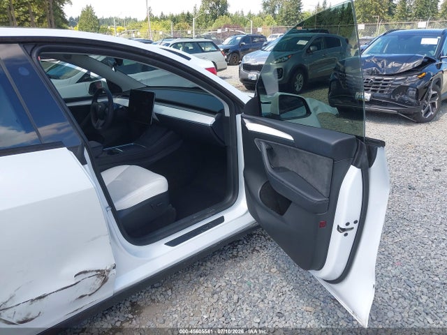 45605541 :رقم المزاد ، 7SAYGAEE9PF884124 vin ، 2023 Tesla Model Y Awd/long Range Dual Motor All-wheel Drive مزاد بيع