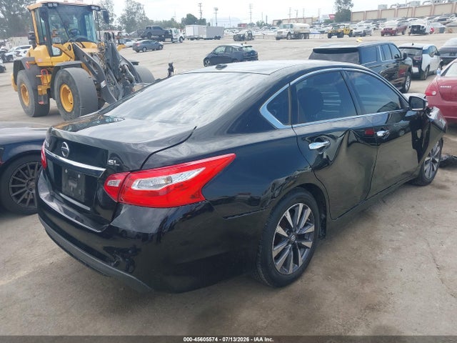 2017 Nissan Altima 2.5 Sl მანქანა იყიდება აუქციონზე, vin: 1N4AL3AP6HC169559, აუქციონის ნომერი: 45605574