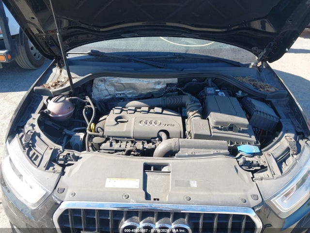 WA1GFCFS5FR008987 Audi Q3 2.0t Premium Plus