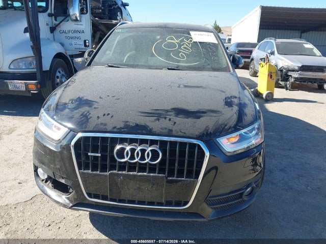 WA1GFCFS5FR008987 Audi Q3 2.0t Premium Plus