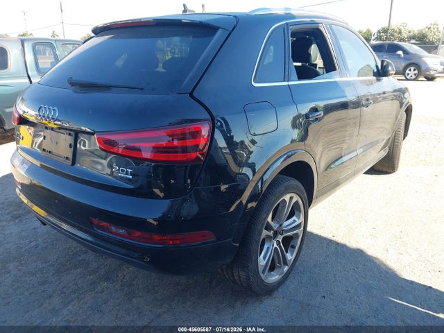 WA1GFCFS5FR008987 Audi Q3 2.0t Premium Plus
