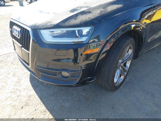 WA1GFCFS5FR008987 Audi Q3 2.0t Premium Plus