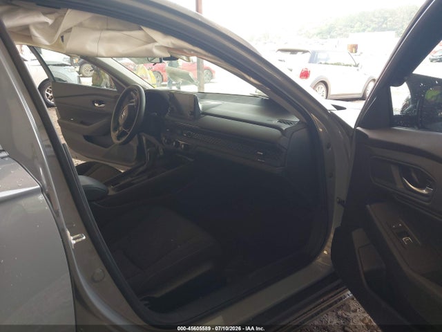 1HGCY1F40SA077813 Honda ACCORD SE