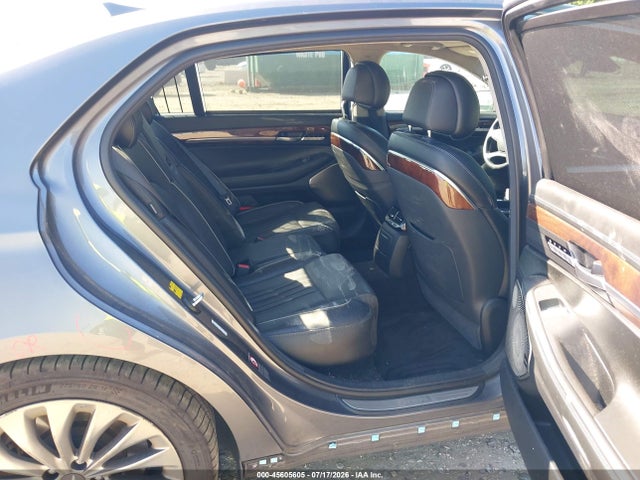 45605605 :رقم المزاد ، KMHG54JH6HU025769 vin ، 2017 Genesis G90 5.0 Ultimate مزاد بيع