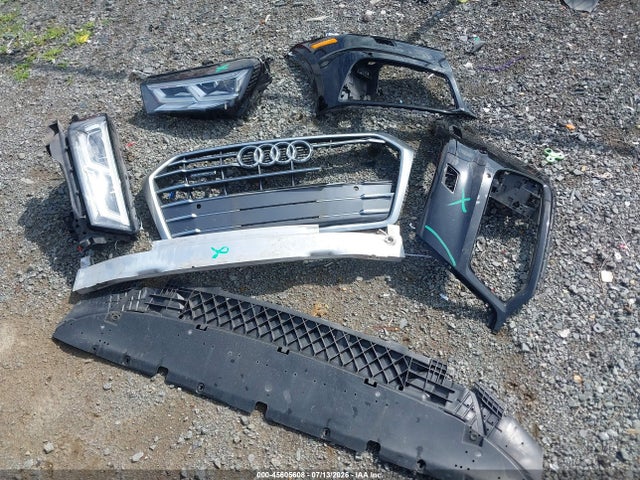 45605608 :رقم المزاد ، WA1BNAFY5J2004932 vin ، 2018 Audi Q5 مزاد بيع