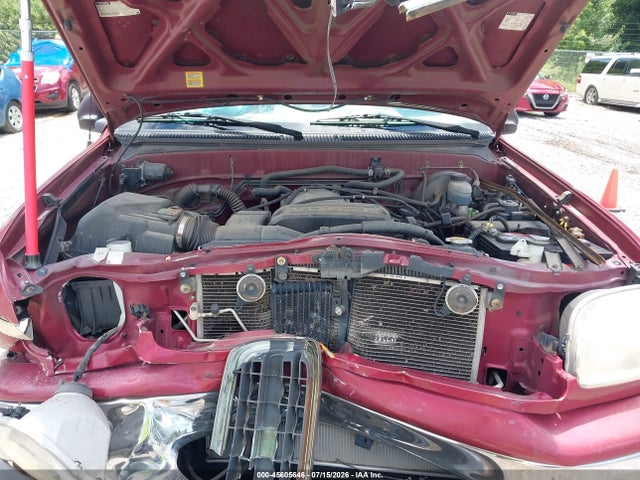 45605646 :رقم المزاد ، 5TBBT4814YS032519 vin ، 2000 Toyota Tundra Ltd V8 مزاد بيع