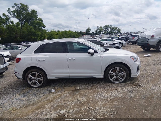 2024 Audi Q3 Premium 45 Tfsi S Line Quattro Tiptronic მანქანა იყიდება აუქციონზე, vin: WA1DECF30R1031207, აუქციონის ნომერი: 45605675