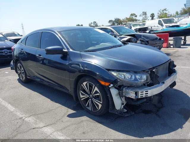 45605679 :رقم المزاد ، JHMFC1F3XJX004976 vin ، 2018 Honda Civic Ex-t مزاد بيع