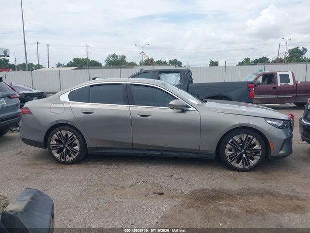45605709 :رقم المزاد ، WBA53FJ06RCP87561 vin ، 2024 Bmw 530i Xdrive مزاد بيع