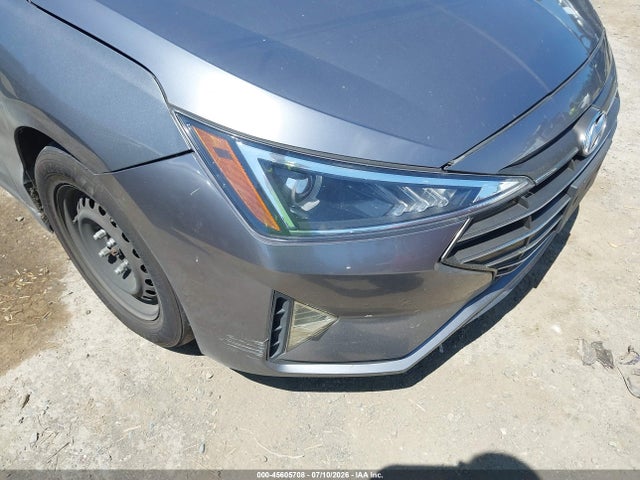 Hyundai ELANTRA SE 2019 5NPD74LF2KH482545 Image 18