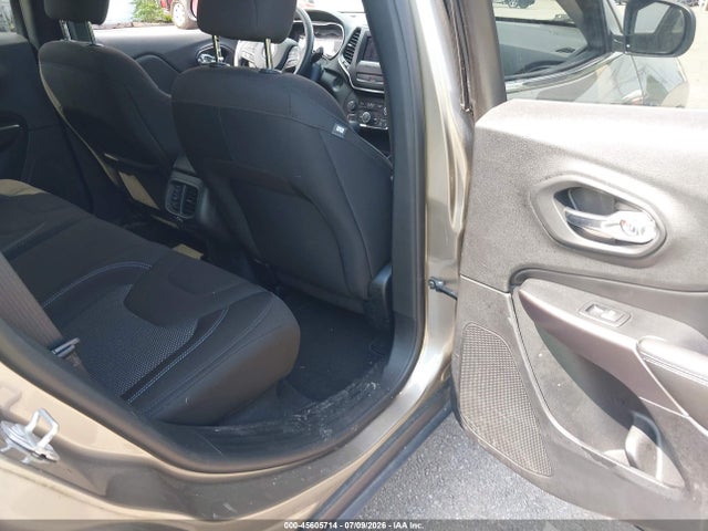 Jeep Cherokee Latitude 4x4 2019 1C4PJMCB8KD343635 Image 8