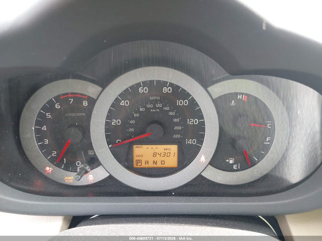 45605721 :رقم المزاد ، JTMBF4DV6B5039038 vin ، 2011 Toyota Rav4 مزاد بيع