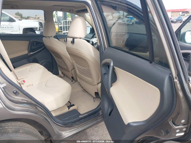 45605721 :رقم المزاد ، JTMBF4DV6B5039038 vin ، 2011 Toyota Rav4 مزاد بيع