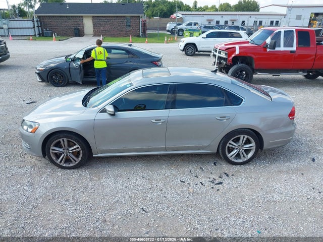 45605722 :رقم المزاد ، 1VWCS7A31EC061546 vin ، 2014 Volkswagen Passat 1.8t Sel Premium مزاد بيع