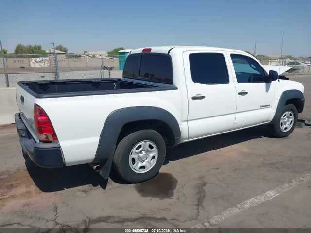 Toyota Tacoma 2015 5TFJX4CN4FX047997 Image 4