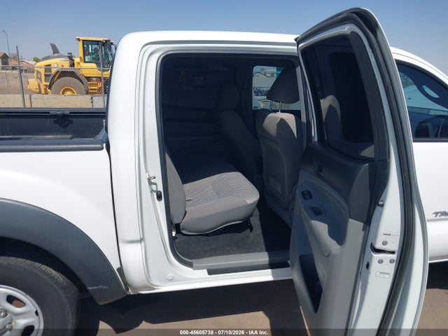 Toyota Tacoma 2015 5TFJX4CN4FX047997 Image 8