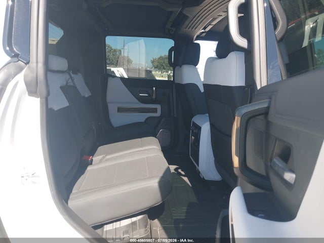 Продаж на аукціоні авто 2023 Gmc Hummer Ev Pickup E4wd 3x, vin: 1GT40FDA6PU101151, номер лоту: 45605807