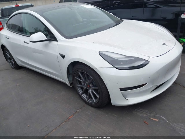 Продаж на аукціоні авто 2022 Tesla Model 3 Rear-wheel Drive, vin: 5YJ3E1EA9NF122953, номер лоту: 45605817