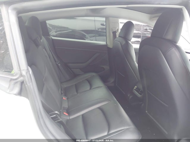Продаж на аукціоні авто 2022 Tesla Model 3 Rear-wheel Drive, vin: 5YJ3E1EA9NF122953, номер лоту: 45605817