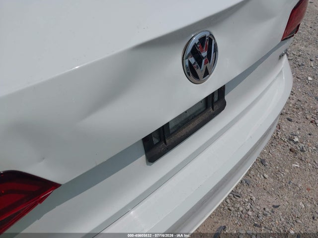45605832 :رقم المزاد ، 3VW2B7AJ8HM267671 vin ، 2017 Volkswagen Jetta 1.4t S مزاد بيع
