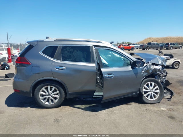 JN8AT2MV2JW300400 Nissan ROGUE SV