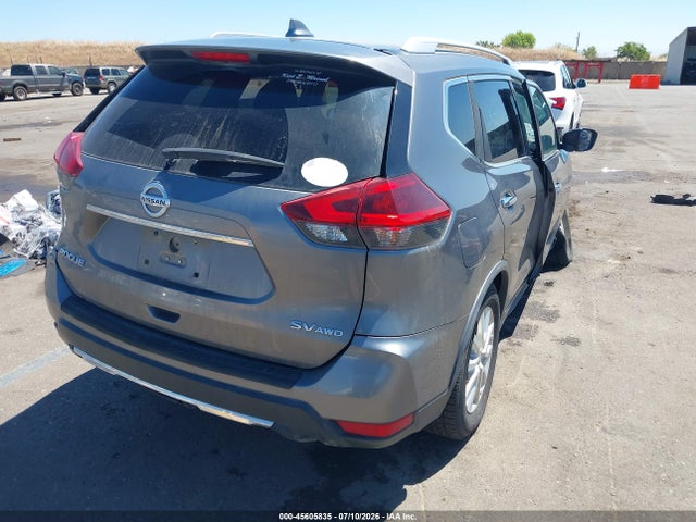 JN8AT2MV2JW300400 Nissan ROGUE SV