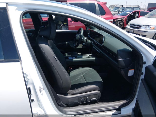 Hyundai Ioniq 6 Limited 2024 KMHM54AA7RA061740 Image 5