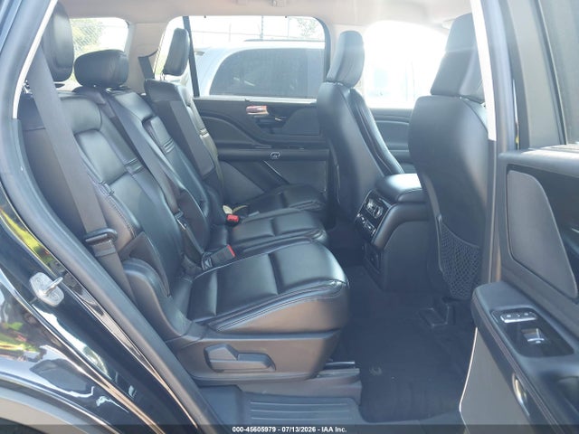 45605979 :رقم المزاد ، 5LM5J0XC6PGL05273 vin ، 2023 Lincoln Aviator Livery مزاد بيع