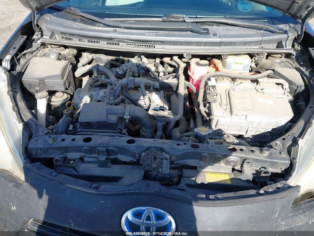 Toyota Prius C One 2014 JTDKDTB39E1063735 Image 10