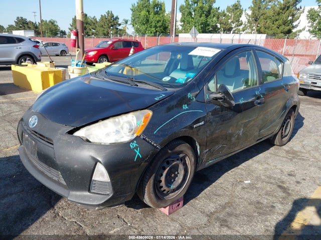 Toyota Prius C One 2014 JTDKDTB39E1063735 Image 6